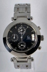 GUESS COLLECTION CHRONOGRAPH UNISEX STAINLESS ST WATER RESISTAN BLACK DIAL 37MM