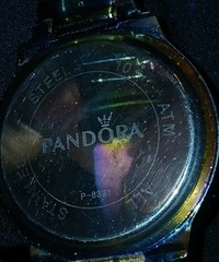 ​Pandora Quartz Wristwatch Womens Iridescent Rainbow Finish Textured Gold Tone