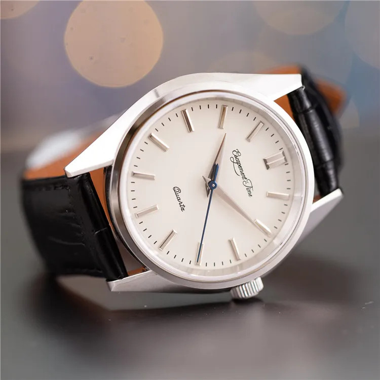 40mm Quartz Watch VH31 Movement Heat Treated Hands Sapphire Crystal