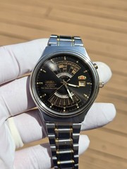 Vintage 1990’s Orient College Automatic Perpetual Calendar Runs Great