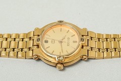 *NEAR MINT* Vintage GUCCI 9200L Quartz Date Gold Dial Swiss Made 7J 25mm Women’s