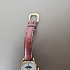 Vintage Timex Womens Watch 24mm Moon Phase Gold Tone Leather Date Needs Battery