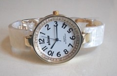 Number dial casual bracelet Cream & Gold finish fashion women girls watch