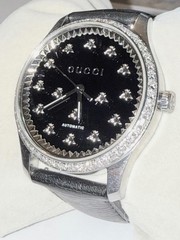 GUCCI MENS TIMELESS BEE 126.2 AUTOMATIC 42MM LAB GROWN DIAMOND BLACK ONYX WATCH