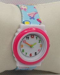 Girls White Pink Blue Plastic Rainbow Dog Girl Cloud Bow Heart Analog Watch J9