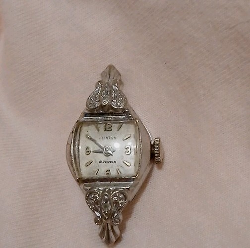 Vintage Women’s Manual Wind 37 Jewels Silver Tone Art Deco Tonneau