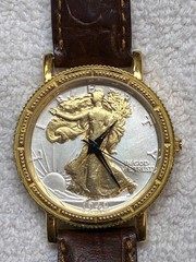 VINTAGE Britannia Mercury Dime (dime-1926) 2-tone Coin Watch Women 1980 Untested