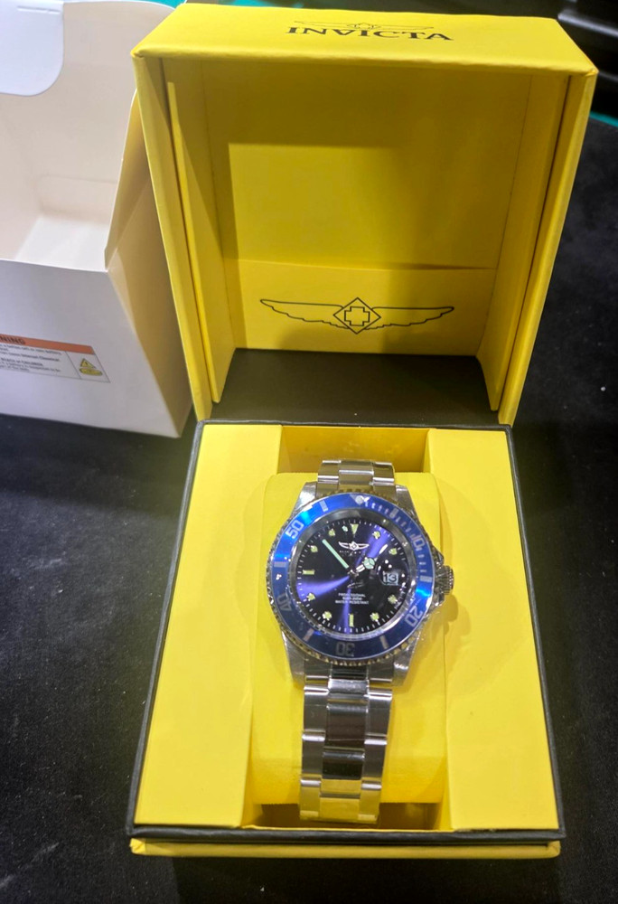 Invicta Pro Diver Men’s Blue Dial Quartz Diver 200m Model 26971