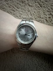 Guess 100M 330FT Waterpro Wristwatch Japan