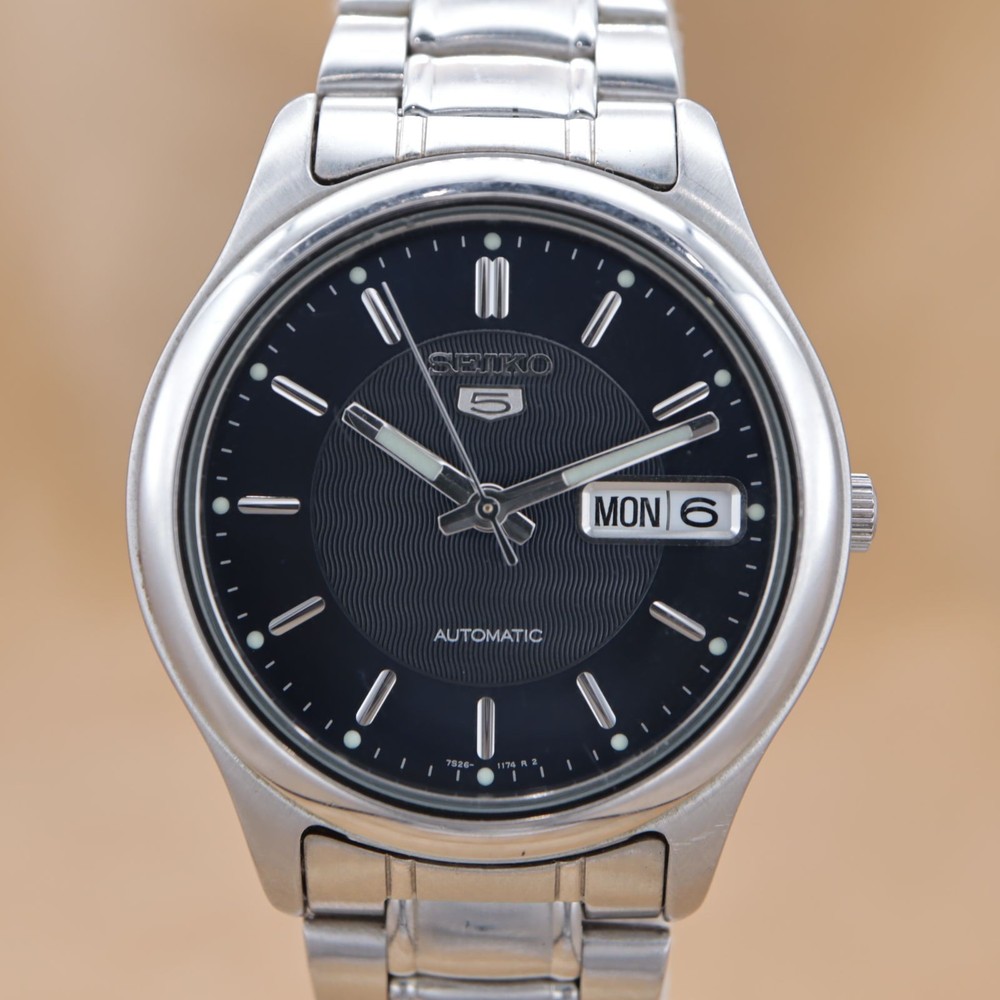 Seiko 5 Automatic 7S26 0080 Black Silver Day Date 35.5mm Made in1998 From Japan
