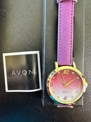 Avon Quartz Wristwatch Ombre Round Face Purple Pin Buckle Clasp Band Women’s