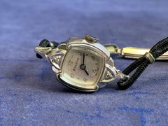 Vtg Bulova Wristwatch Swiss Made 6″ Band Clear Stones Fold Over Clasp *RUNS*