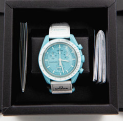 Swatch Moonswatch “Mission To Uranus” Swatch x Omega SO33L100