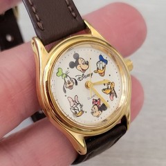 Disney Time Works Mickey and Friends Watch Ladies Gold Tone Leather Band VGUC