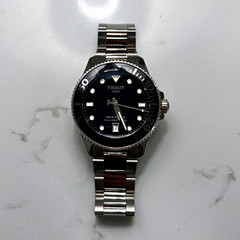 Tissot Seastar 1000 Quartz 36mm Black Dial Diver Watch/ All Links