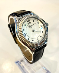 Brighton Roxbury Womens Watch 35mm Silver Plate Black Leather, New Battery