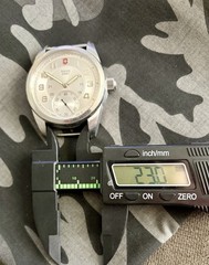 Victorinox Swiss Army Ambassador XL 45 mm manual wind WR 100m