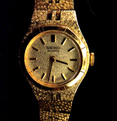 SEIKO 8 JEWELS QUARTZ WOMEN’S WATCH 18mm CASE 2320-2880R NEW BATTERY WORKS GREAT