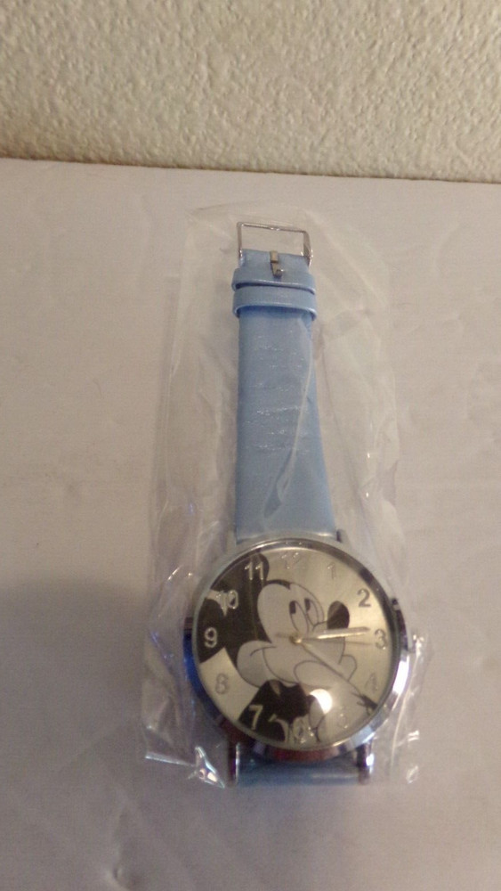 Fashionable Mickey Mouse Watch Color Baby Blue Band Fits Sizes 17-23cm Wrist New
