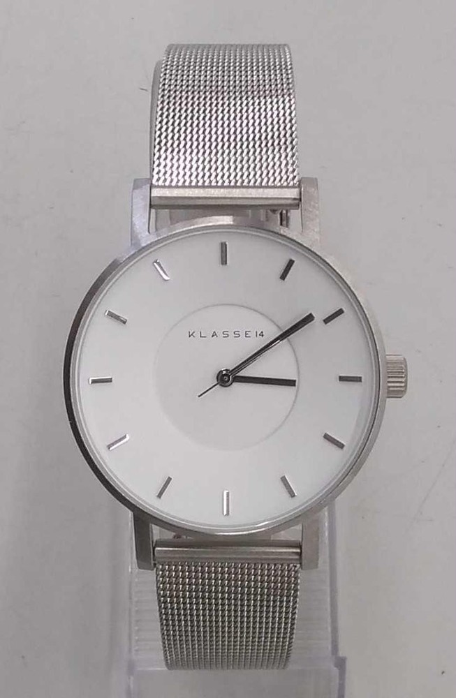 KLASSE14 Quartz Analog Wristwatch WVO19SR005M