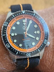 Zelos V2 Mako 500M Orange Diver Complete Kit with Extras