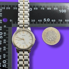 Excellent condition working Seiko Lucent men’s wristwatch waterproof quartz