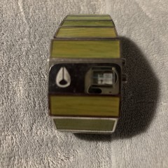 Nixon “The Rotolog” (Resaca) 30M Rotating Japanese Miyota Movement