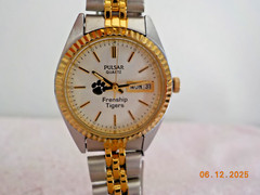 PULSAR QTZ WATCH FRENSHIP TIGERS 691867 SS V783-X003 TWO TONE FOLDING CLASP 8″