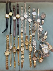 25 WORKING with batteries JOBLOT WATCHES vintage/modern gold/silver tone