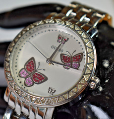 Guess Women’s Watch Red/Pink Butterfly Dial Rhinestone NEW BATTERY!