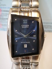 QUARTZ BLUE DIAL 1012-S018811 JAPAN UNISEX ADULTS FULL WORKING ALL ORG.
