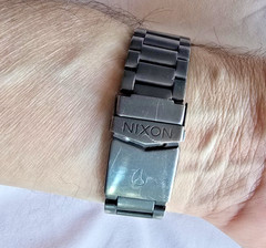 Nixon The Sentry SS Men’s Watch Matte Black Gunmetal Day/Date Red Accents Good