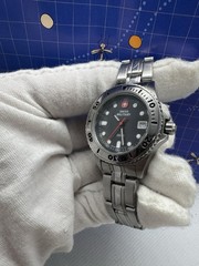 Swiss Military Women’s 200m Diver Working watch