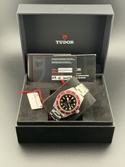 TUDOR Black Bay M7941A1A0RU-0001