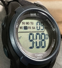 TIMEX 1440 SPORTS 41mm DIGITAL WATCH 842-T5K086 FOLD-OVER NYLON STRAP NEW BATT