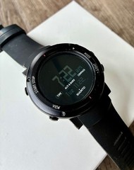 Suunto Core Men’s Black Watch – SS018734000