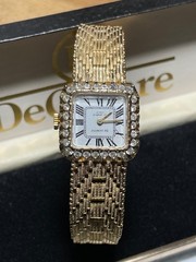Vintage DeCesare Italy 17 Jewels Mechanical Wind Up Women Watch In Box Works