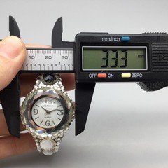 Geneva Watch Womens 33mm Silver Tone Crystals Hinged Bangle New Battery