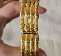 Vintage VANTAGE Hidden Watch Bracelet Women’s Gold Tone Hinged Bangle 70s 80s
