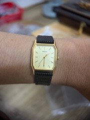 Vintage Seiko 5E31-5A00 Gold Tone Quartz Tank Dial Japan Men’s Watch 27mm
