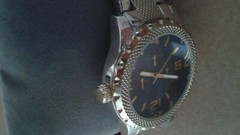 MEN’S QUARTZ  WATCH  8″ WRIST SIZE VERY NICE CONDITION SEE PICTURES. READ DESCP