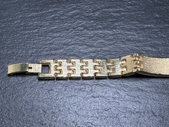 COLLEZIO GOLD TONE & SPARKLY MULTI COLOR GEMS QUARTZ WATCH, NEW BATTERY H874