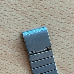 Casio DBC-610 Watch – Digital Calculator Databank Vintage – For Parts Or Repair