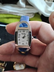 “Lot of 5 Fashion Wristwatches – For Parts or Repair – Assorted Designs”