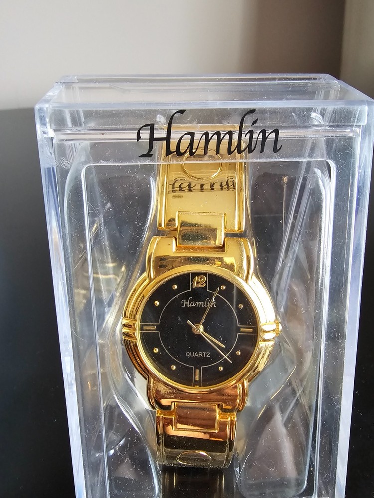 Hamlin Watch Women 33mm Golden Tone Black Round Dial New Battery 8.75″