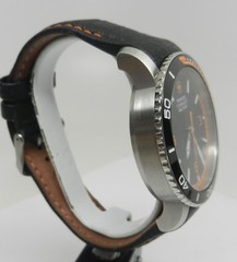 Mens Wenger Victorinox Swiss Made Military Army 43mm Roadster Black Orange Watch