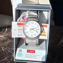 Timex Easy Reader Indiglo Quartz Date 30m Silver SS Expansion Band Watch
