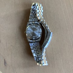 Vintage Seiko Quartz Ladies Two Tone Day Date Watch 23mm Fluted Bezel