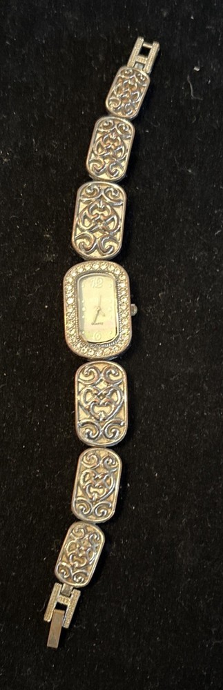 FMD Women’s Quartz Watch Silver Tone Rhinestone Bracelet Needs Battery