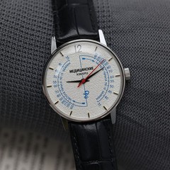 PULSOMETER watch MEDICAL. Quartz 35mm. SOVIET Raketa style